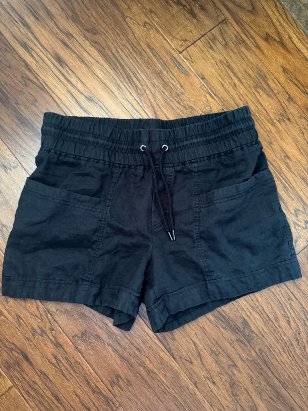 Athleta Black Drawstring Shorts Women’s Size 10 Casual Athleisure